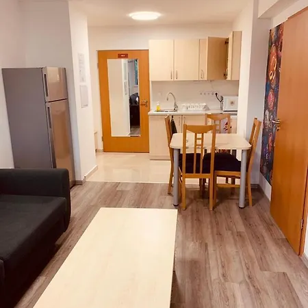 דירה Sinus Apartman