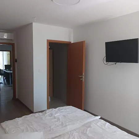 דירה Sinus Apartman